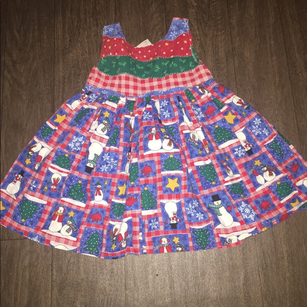 Dresses - Picture 4 of 7